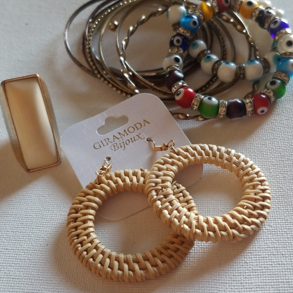 New! Giramoda Bijoux Natural Earrings - Picture 5 of 5